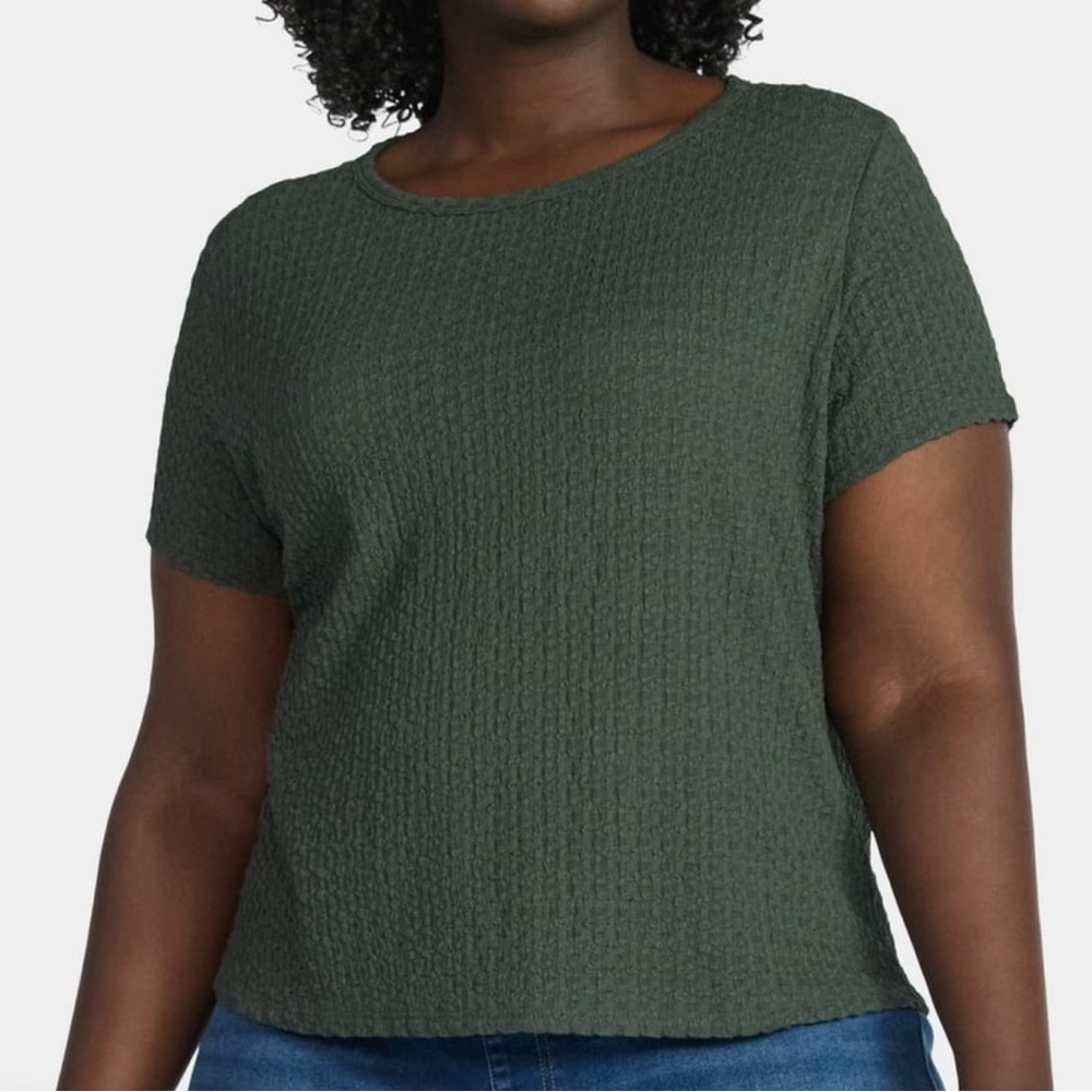 Terra & Sky dark green new with tags textured short sleeve pucker top